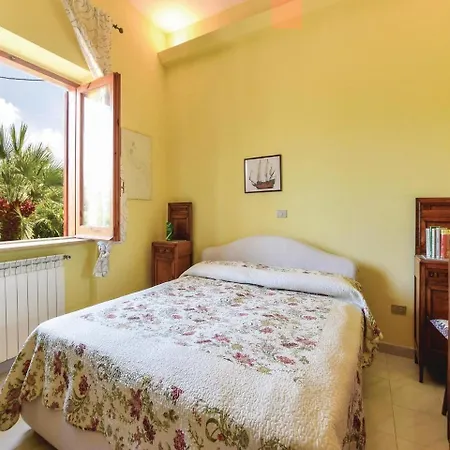 2 Bedroom Gorgeous In Sa Apartment